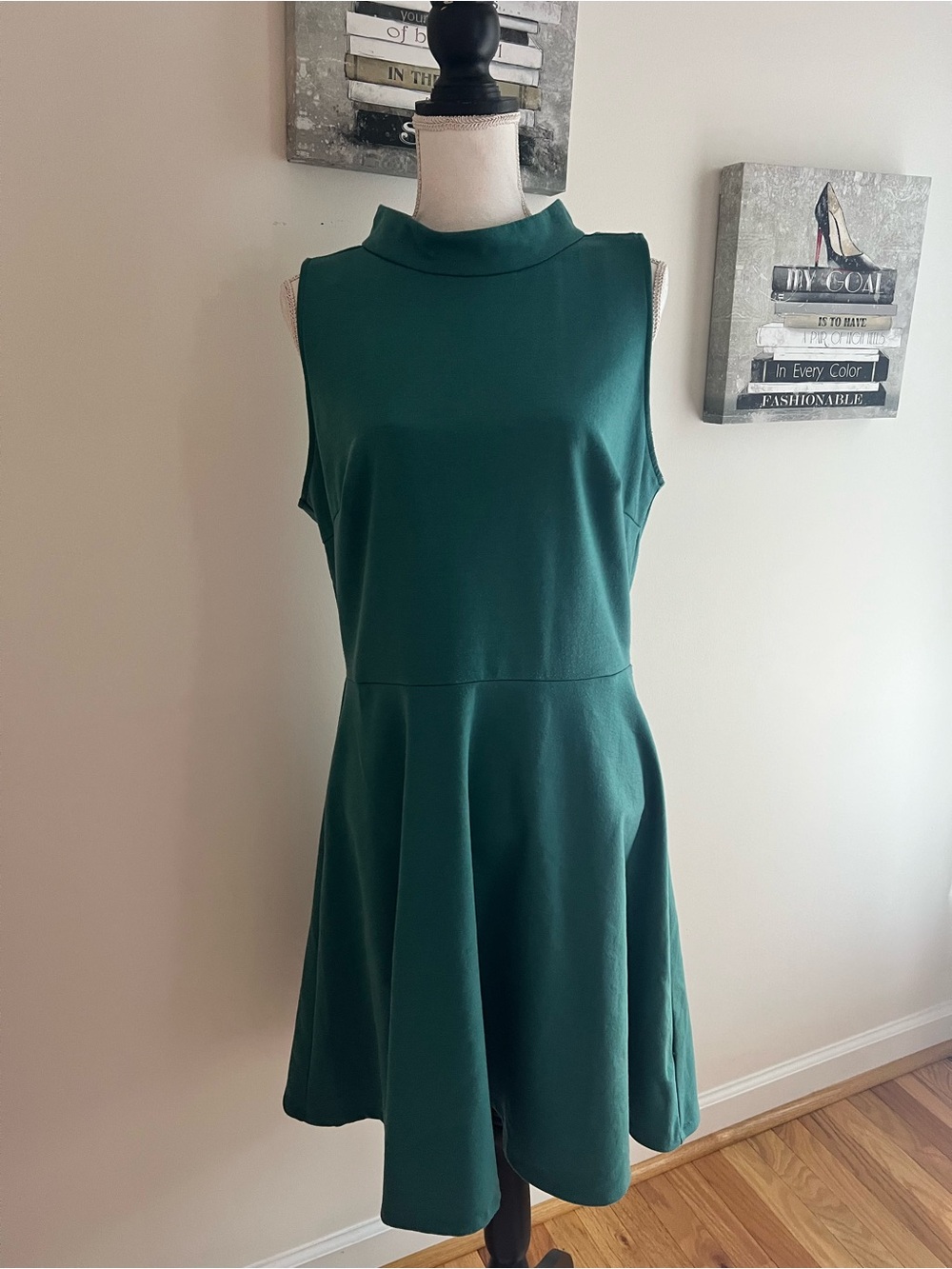 Sharagano Sleeveless Mock Neck A-Line Dress - Emerald Green